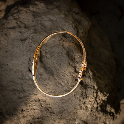Radiate Elegance: Multi Diamond Flower Stone Kada by Khushy Jewellery
